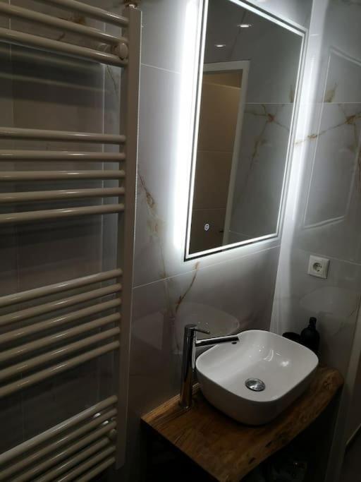 Cozy Renovated Apartment Close To Schoenbrunn Palace Wien Ngoại thất bức ảnh